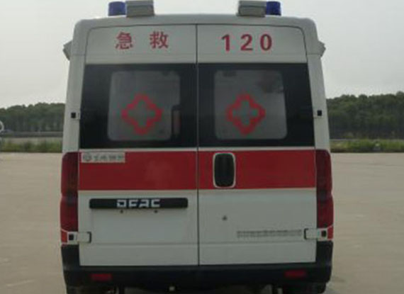东风御风长轴救护车