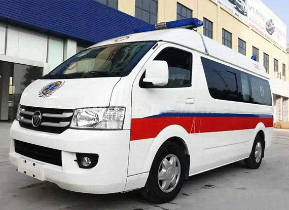 福田G7高顶救护车