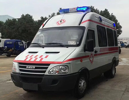 依维柯长轴型救护车