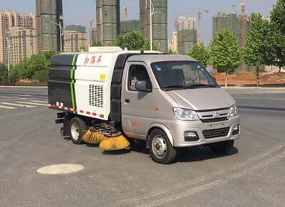 程力威牌CLW5030TSLSC5型扫路车